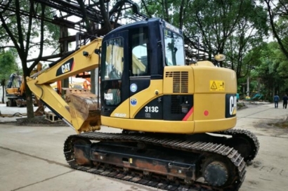 二手挖掘機(jī)進(jìn)出口報關(guān)稅率以及海關(guān)編碼